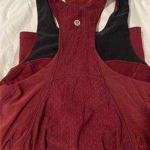 Lululemon tanktop